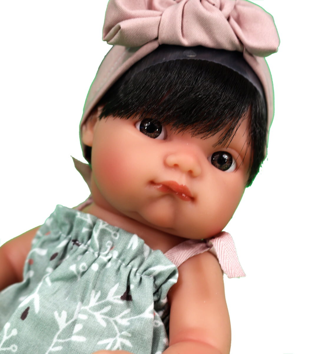 Lalka szatynka Mufly 21 cm w sukience Antonio Juan 85313_11